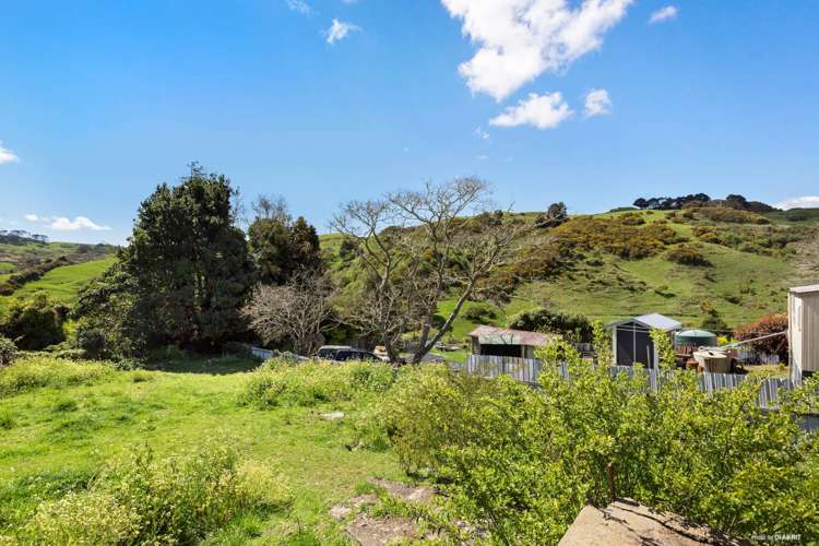 7b Robert Avenue Pukemiro_0