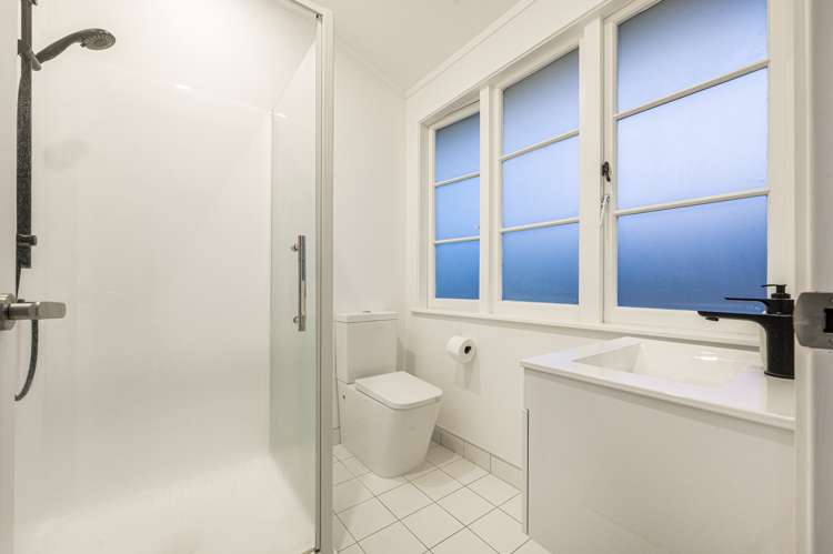 43 Aramoana Avenue Devonport_11