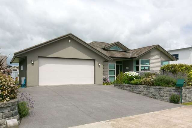 10 Saint Andrews Parkway Waiwhakaiho_1