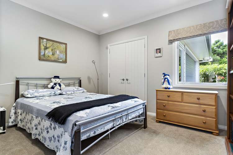 213 Woodside Road Woodside_14