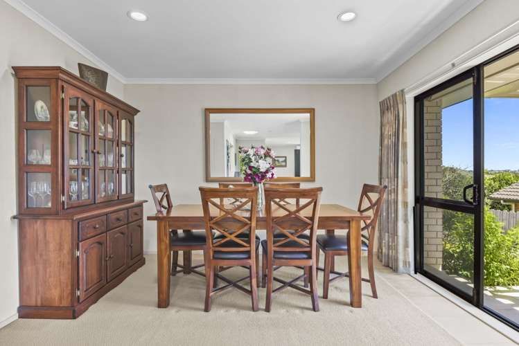 8 Jelas Road Red Beach_11