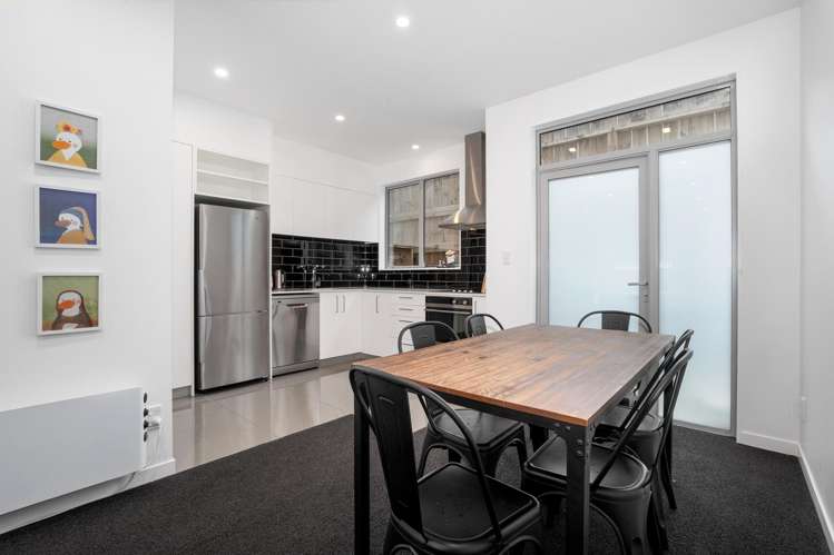 11/59 The Parade Island Bay_6