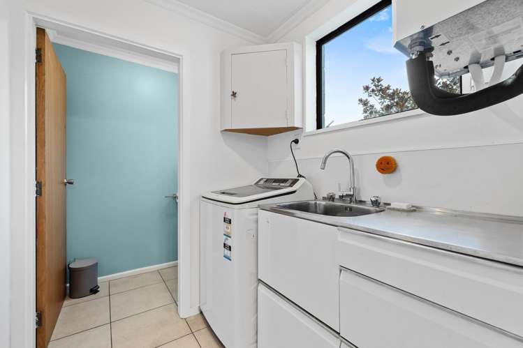 11A Pinaster Place Parklands_19