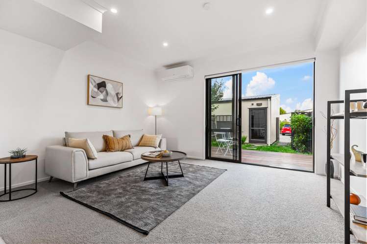 31 De Havilland Road Hobsonville_9