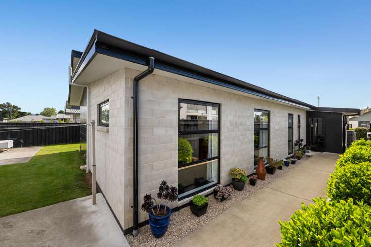 20 Corsair Crescent Burleigh_21