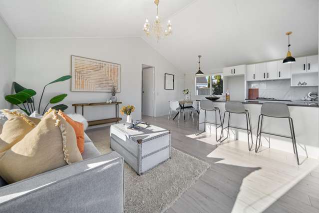 2/21 Kitewao Street Northcote_2