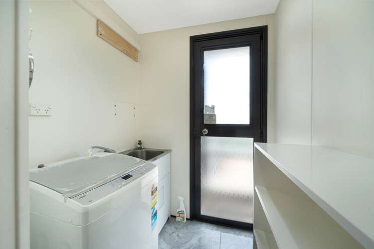 4 Ireland Place Ranui_13