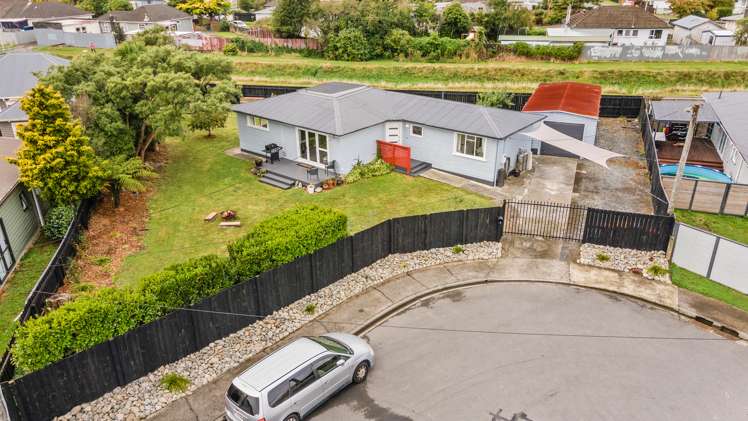 2 Westminster Road Wainuiomata_13