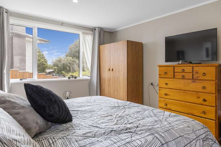 16 Terence Street Tauhara_15