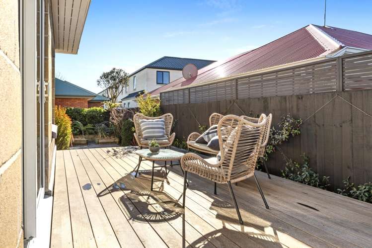 8 Ashmore Lane Strowan_1