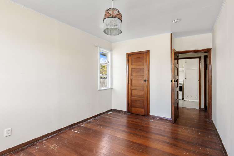 13 Holcombe Place Somerfield_8