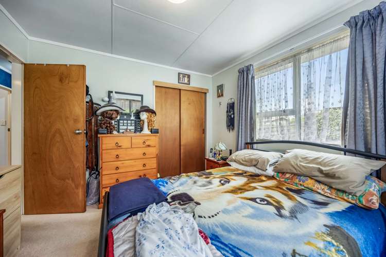 28 Tiroiti Grove Stokes Valley_7