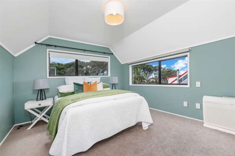 8 Rhinevale Close Henderson_11