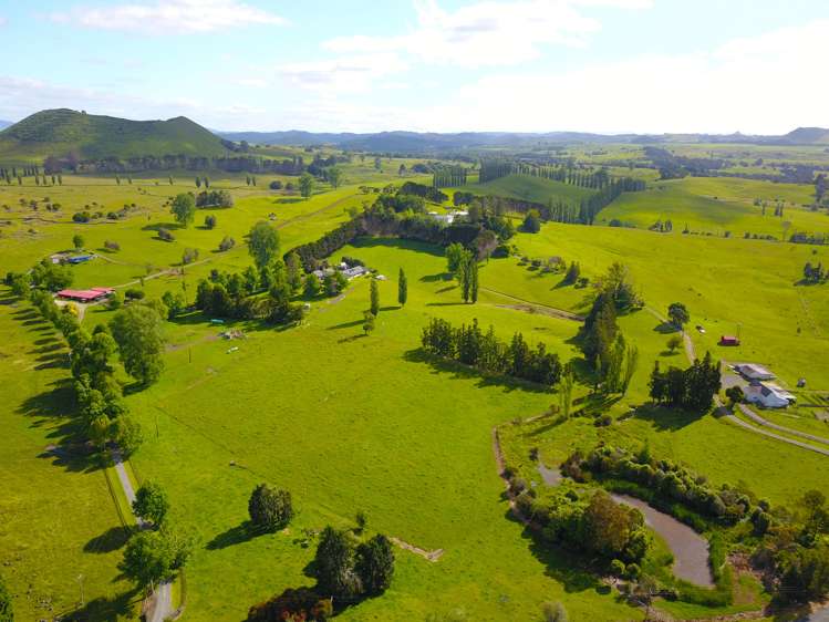 7045 State Highway 1 Pakaraka_29