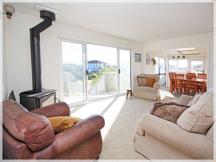31 Nelson Street Foxton Beach_8