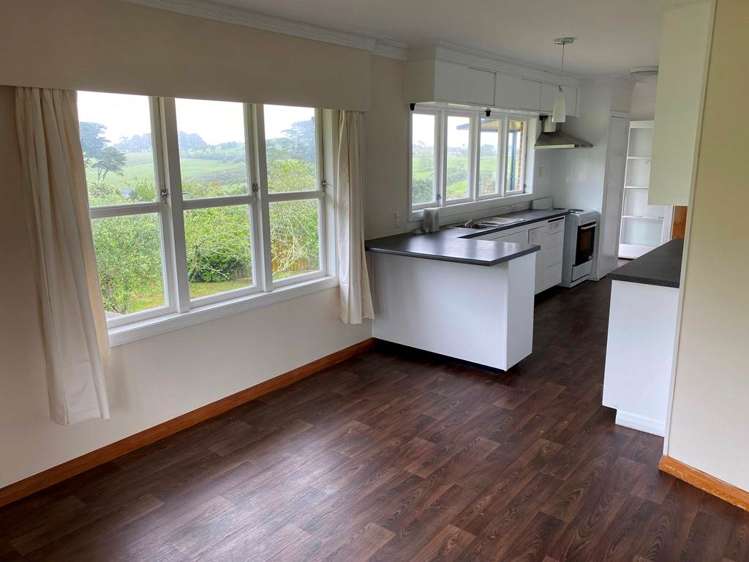 181 Redoubt Road Flat Bush_10