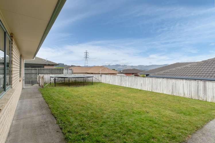 56 Percy Kinsman Crescent Riverstone Terraces_15