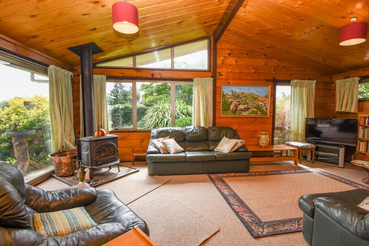 6 Hilton Road Carterton_1