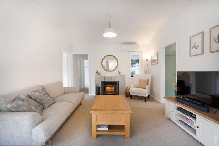 35 Elmslie Road Pinehaven_11