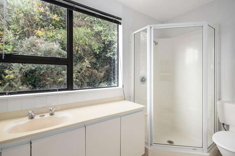 29A & B Hauraki Street Karori_13