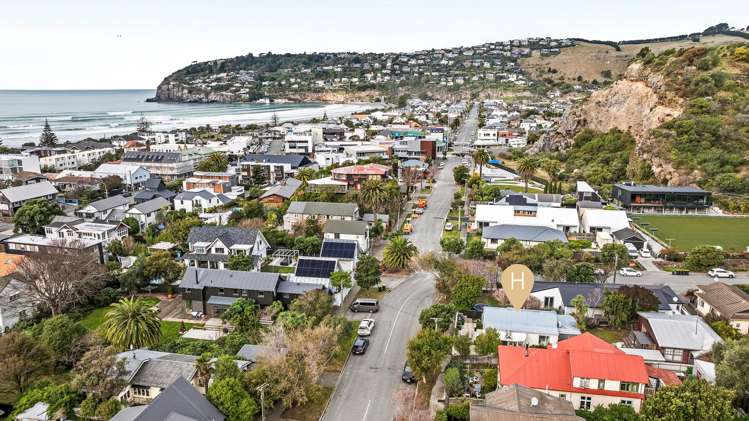 8a Nayland Street Sumner_24