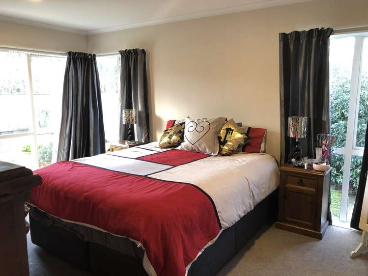 121 Pine Harbour Parade Beachlands_8