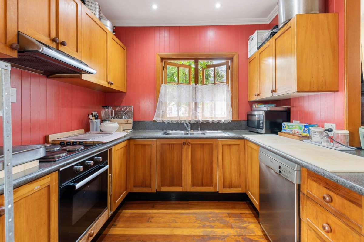 293 Massey Road_5