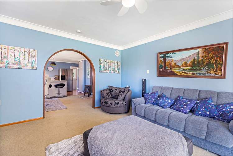 650 Queen Street East Levin_8