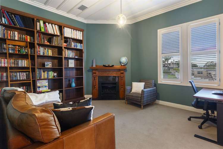 1/12 Mariposa Crescent Birkenhead_13