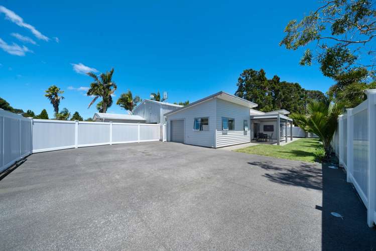 154 Boord Crescent Kumeu_5