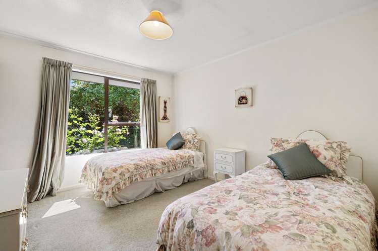 7 Clivedon Place Redwood_7