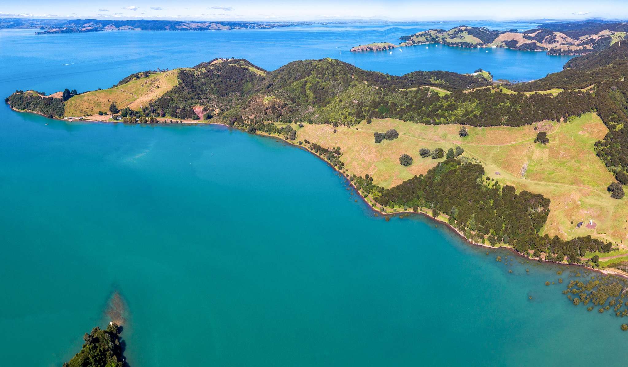 Sir Rob Fenwick’s Waiheke paradise up for grabs