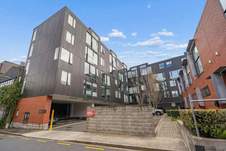 5I/21 Rugby Street Mount Cook_18