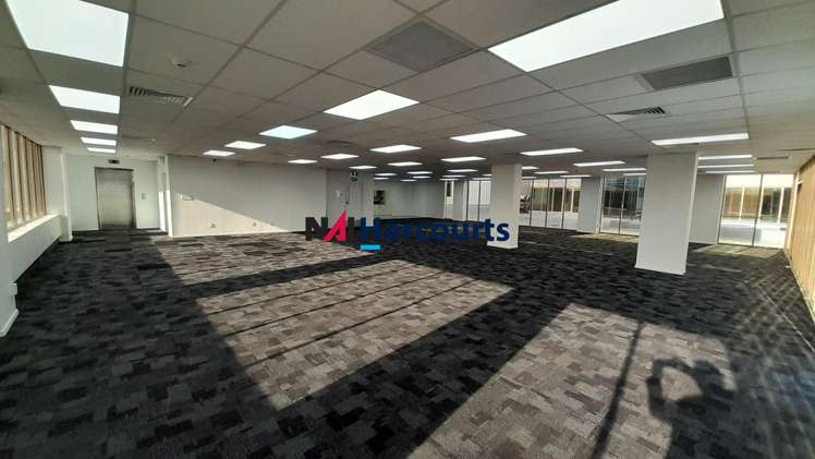 Level 1/62-64 Anzac Street Takapuna_4