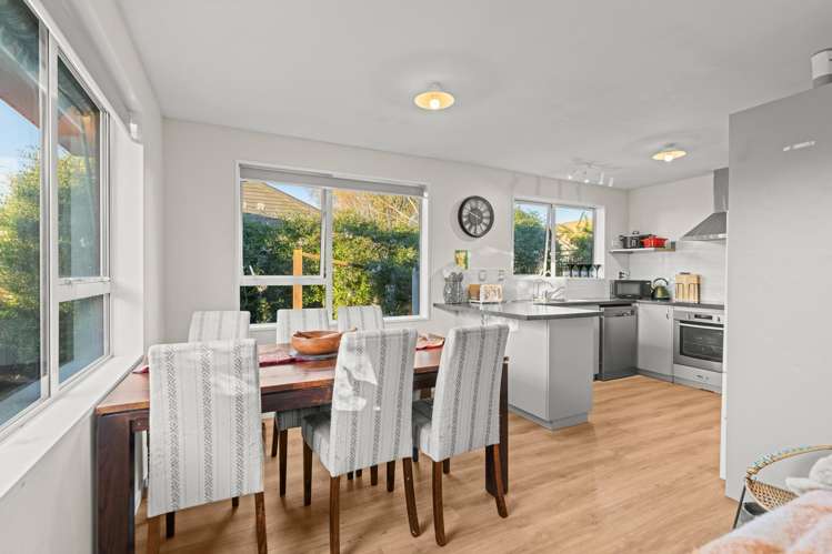 2/5 Rutherford Street Woolston_6