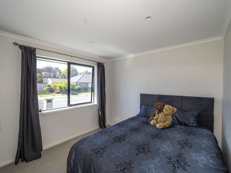 2 Tarata Grove Masterton_11