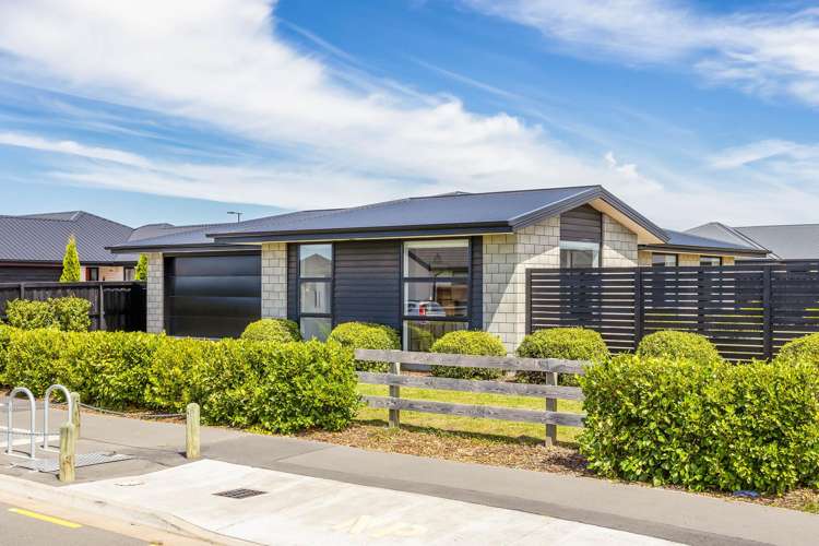 35 Bonecrusher Street Lincoln_20