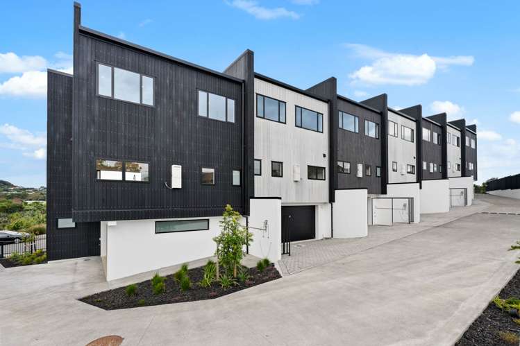 3/2 Valonia Street Mt Roskill_3