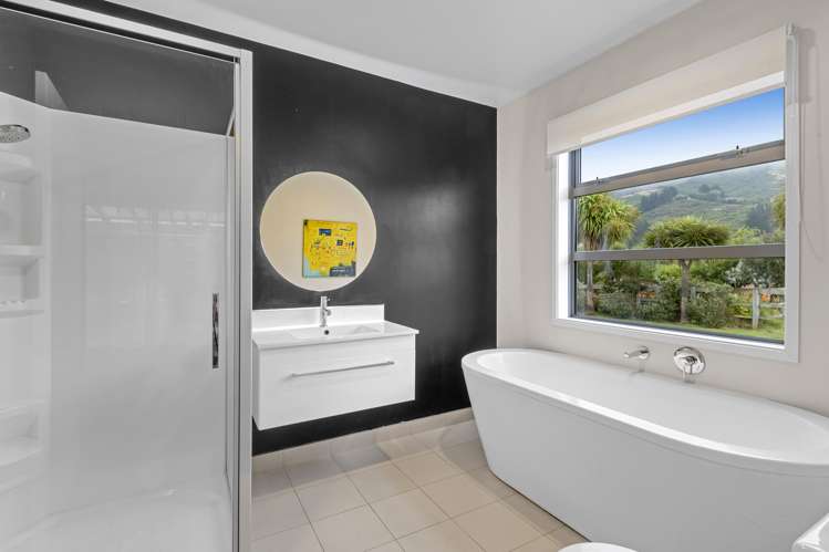 16 Hollybank Lane Governors Bay_7