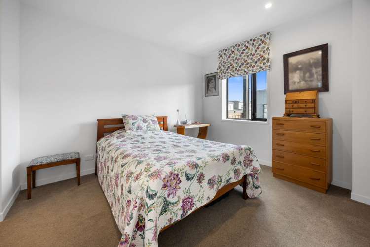 203/1 Kimiora Street Three Kings_8