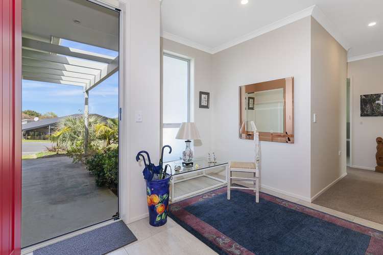 5 Laly Haddon Place Matakana_16