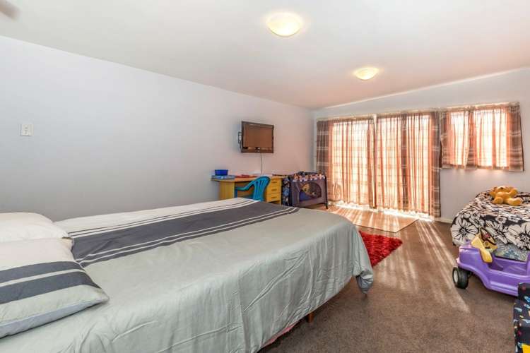 6 Eden Place Pukekohe_19