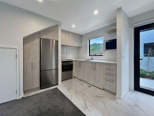  2/8 Rainey Grove Taitā_1