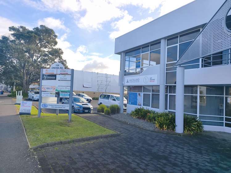 B/129 Onewa Road Northcote_11