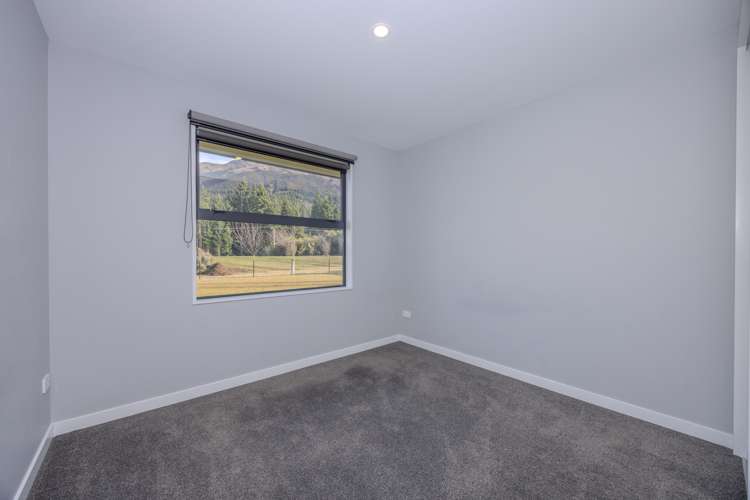 7 Edna Lane Lake Hawea_16