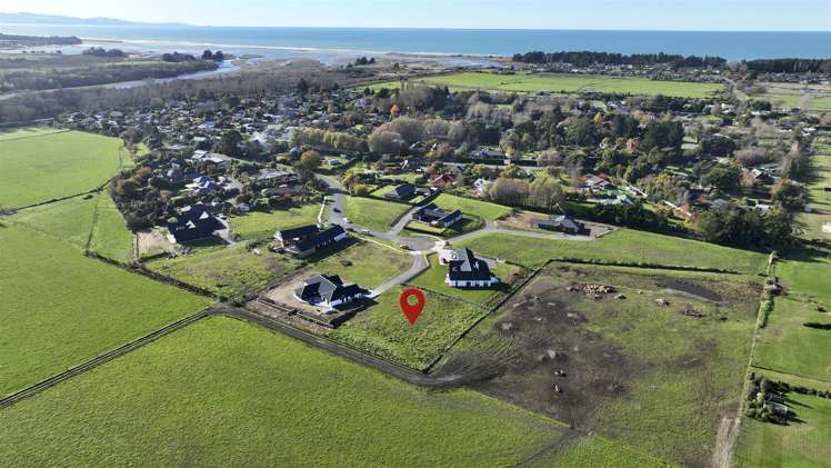 88 Queens Avenue Waikuku Beach_10