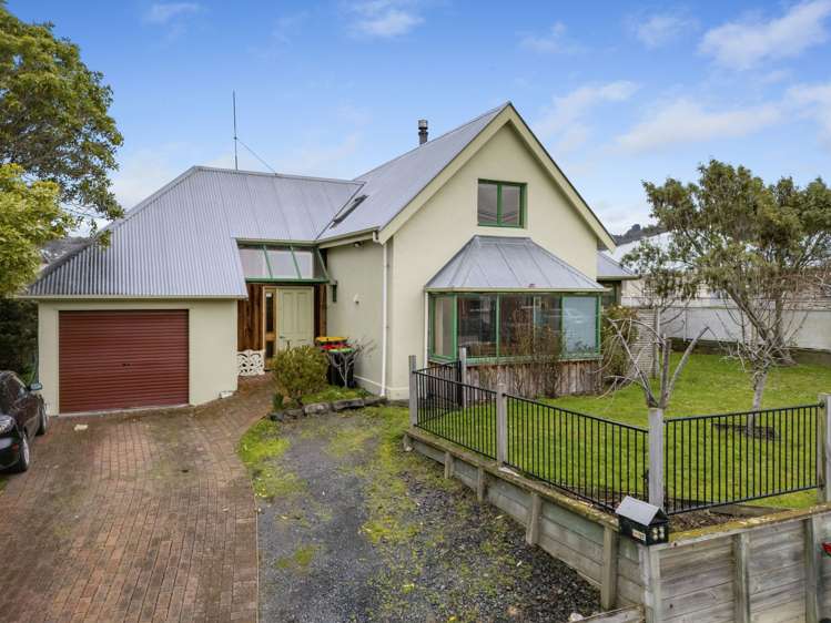 33 Eastbourne Street Caversham_15