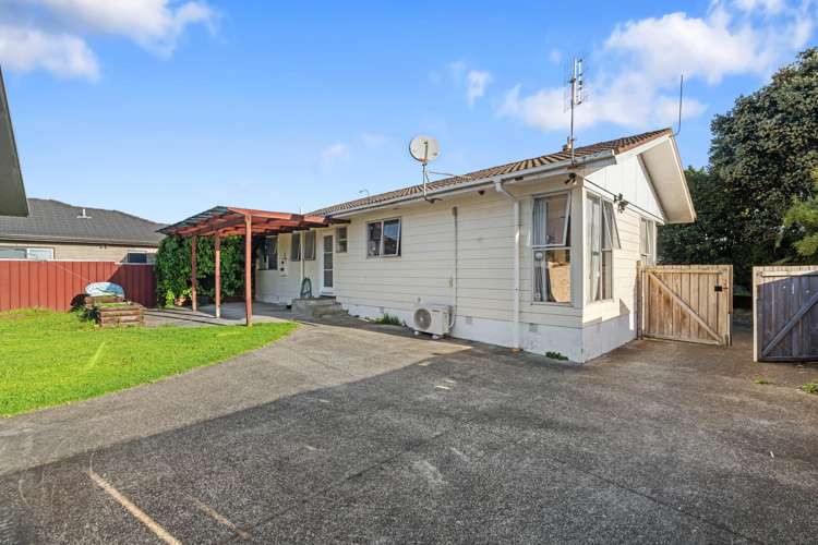 64 Sunlands Drive Manurewa_28