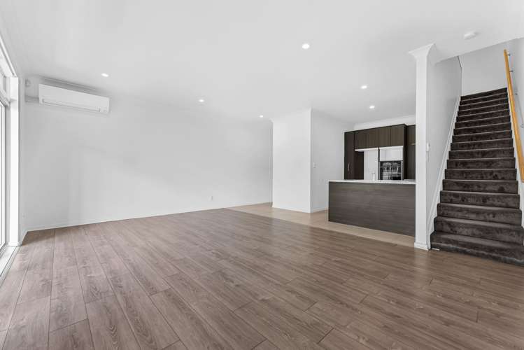 15/44 Carlos Drive Flat Bush_5