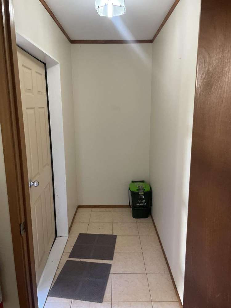 8A Kirkdale Place 1736_14